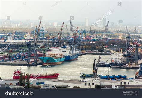 10,239 Largest Ports In Europe Images, Stock Photos & Vectors ...