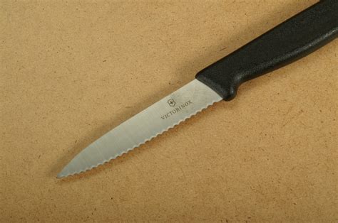 Victorinox Gemüsemesser mit Wellenschliff Nylon schwarz kaufen