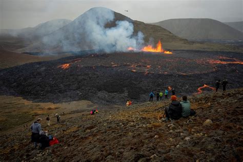 A New Eruption Of Icelands Fagradalsfjall Volcano The Atlantic