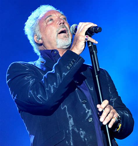 Tom Jones Net Worth Of Singer On Uk Tour How Can You Get Tickets For