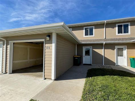 3300 Sunner Ave Spirit Lake Ia 51360 Apartments For Rent Zillow