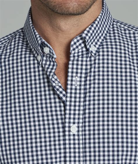 Untuckit Men S Shirts Designed To Be Worn Untucked