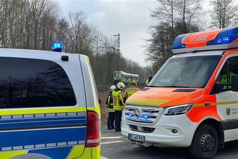 Arzt Einsatz Auf Bahnstrecke Zwischen Dortmund Und Castrop Rauxel