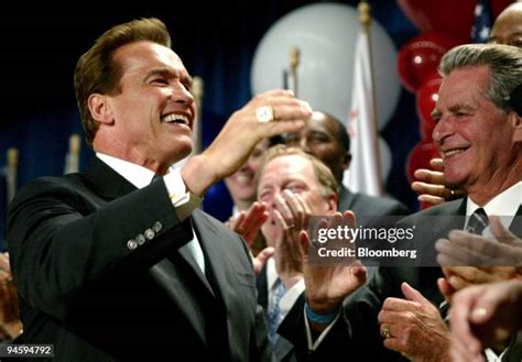 Schwarzenegger Celebrates Re Election As Governor Photos And Premium