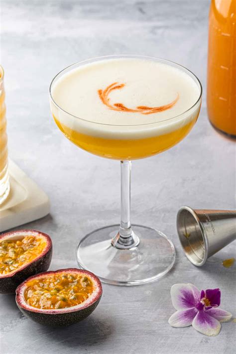 20 Passionfruit Cocktails With Easy Recipes