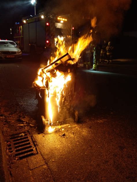 Feuer 1 Kleinbrand Im Freien Einsatzbericht Lage