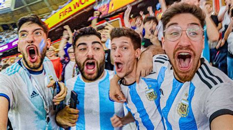 Argentina Vs Polonia Reacciones De Amigos Mundial Youtube