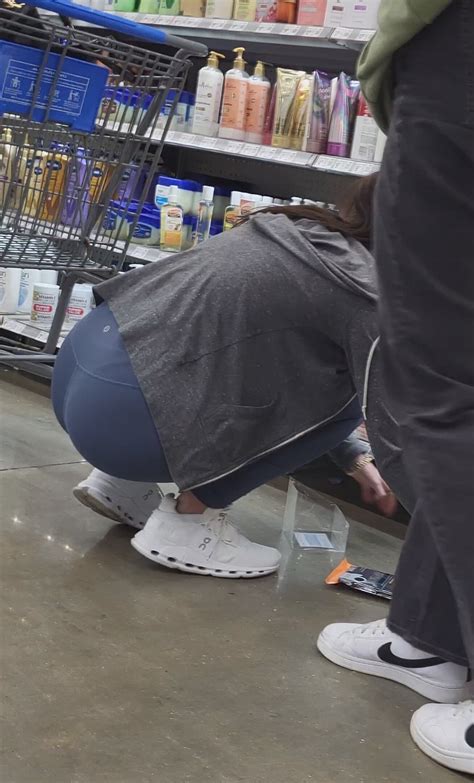 Walmart Halloween Chaos Slim Pawg Her Fat Friend Drunk Skinny Blonde Milf In Dress