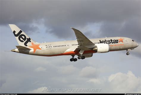 VH VKF Jetstar Airways Boeing 787 8 Dreamliner Photo By Victor Pody