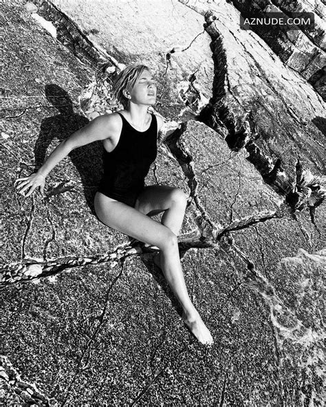 Maruv Sexy And Hot Photo Collection AZNude