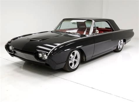 1963 Ford Thunderbird | Classic Auto Mall