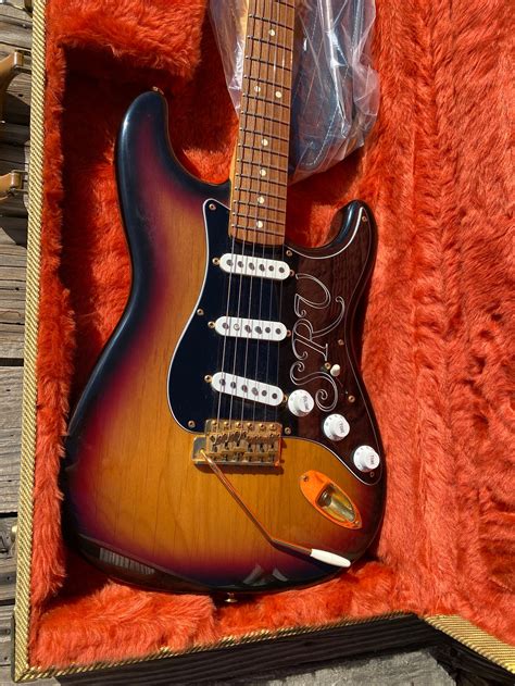 1992 Fender Stevie Ray Vaughan Stratocaster Srv Sunburst Guitars Electric Solid Body Mahars