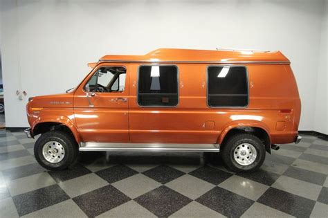 1985 Ford Econoline Custom Van