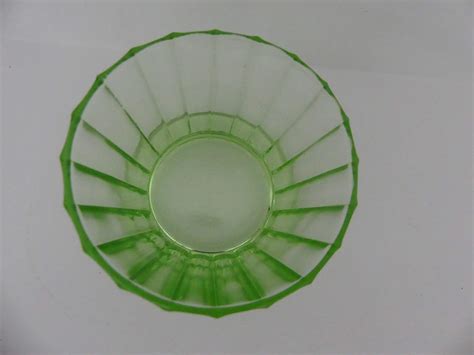 Lot 139 Vintage Tiffin Vaseline Uranium Glass Ribbed Sherbet Bowl