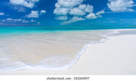 Tropical Beach Cayo Largo Paraiso Beach Stock Photo 331043597 ...