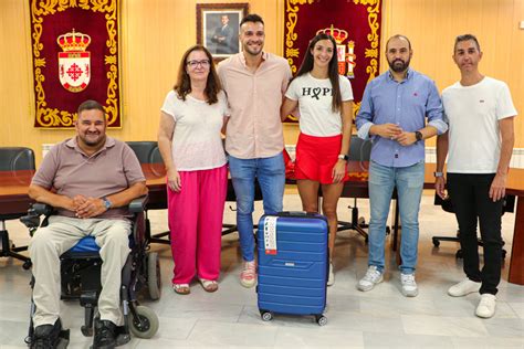 Fernando Belmonte Presenta A Argamasilla De Calatrava Sus Medallas De