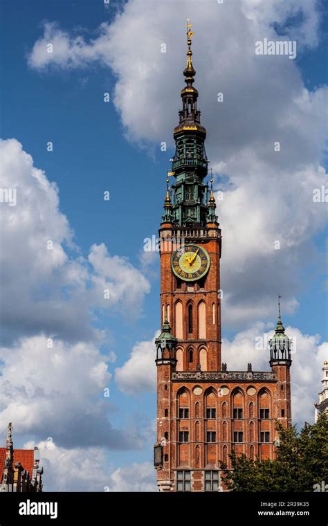 Clock Tower Of Gdansk Town Hall Stock Photo Alamy