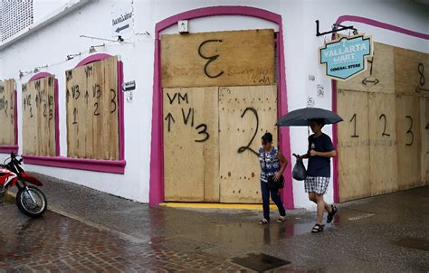 Extremely Dangerous Hurricane Lidia Hits Mexico S Pacific Coast