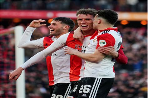 Feyenoord Saca Ventaja Ante Roma En La Ida De Tos De Final El