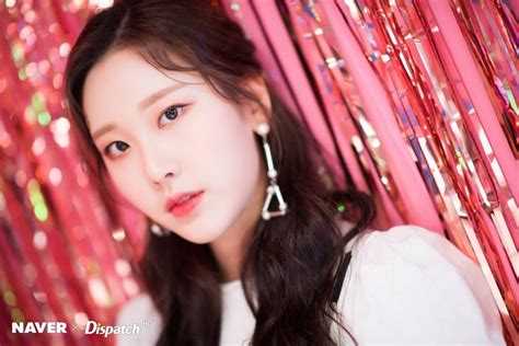 Momoland Nayun I M So Hot Music Video Filming By Naver X D Hottest Music Videos Video
