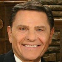 Kenneth Copeland Bio Age Parents Wife Net Height House Jet