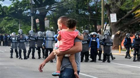 Estos Son Los Motivos Por Los Que Los Hondure Os Protestan Y Migran A