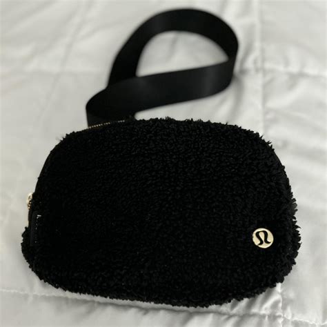 Black Lululemon Sherpa Belt Bag Used Price Is Depop