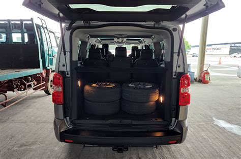 2022 Peugeot Traveller Premium 8-seater review | Autodeal Philippines