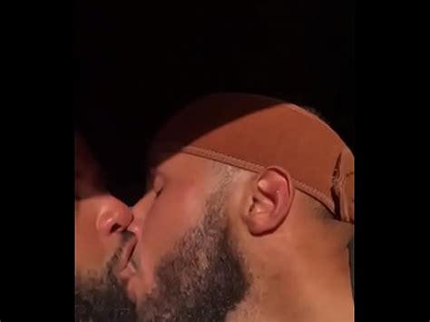 Mamada Y Sexy Besos XVIDEOS