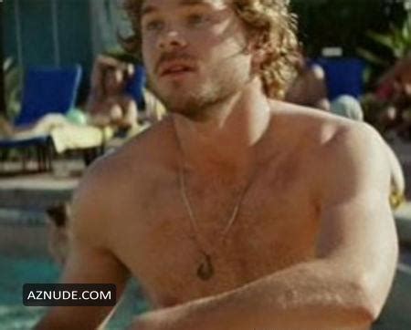 Shawn Ashmore Nude And Sexy Photo Collection AZMen