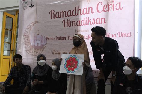 Himadiksan Fkip Uns Gelar Ramadan Ceria Bersama Anak Yatim Duafa Lksa