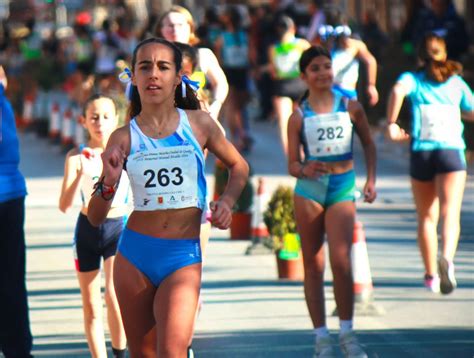 Plata Y Bronce Para Los Equipos Sub Y Sub Del Club De Atletismo