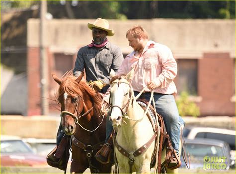 Idris Elba Rides a Horse for 'Concrete Cowboys' Filming: Photo 4332519 ...