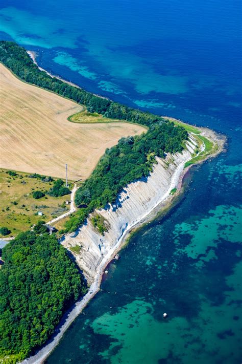 Luftbild Putgarten Leuchttürme am Kap Arkona auf der Insel Rügen im