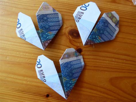 Billet Origami Coeur A Simple Guide To Make A Heart Shaped Origami