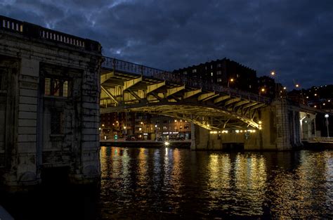 Puente Sobre La Ria De Bilbao Antonio Yuncos Flickr