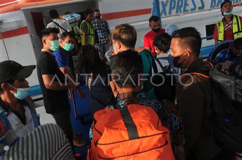 ARUS BALIK PELABUHAN BOOM BARU PALEMBANG ANTARA Foto