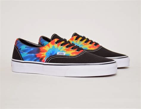 Damage Boardshop: Vans Tie Dye!