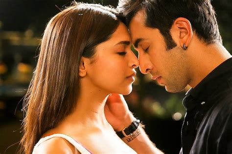 Ranbir Kapoor And Deepika In Yeh Jawani Hai Deewani Wallpapers