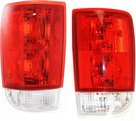 Evan Fischer Tail Light Lens And Housing Compatible With 1995 2005 Chevrolet Blazer