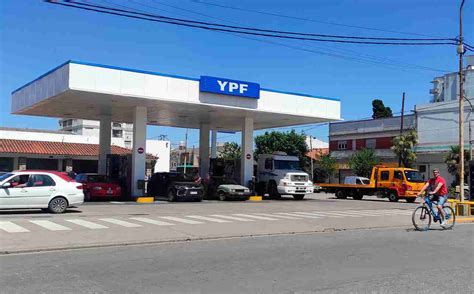 YPF aumentó sus combustibles un 10 así quedaron los valores en