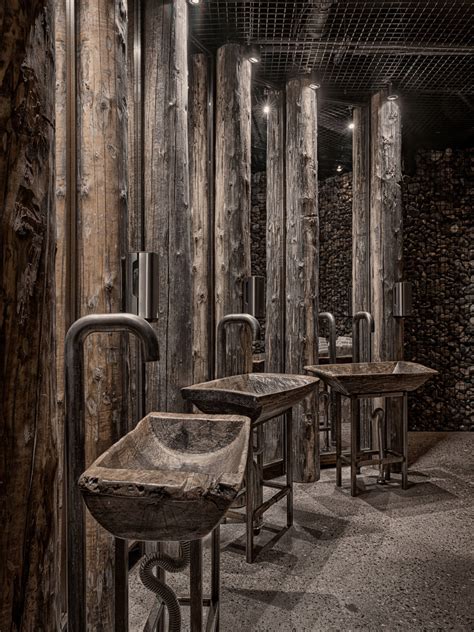 42.120P Tunguska restaurant | design studio LEFTdesign