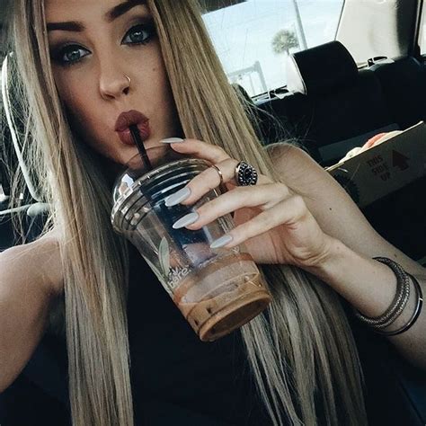 Aspen Mansfield Okaspen • Instagram Photos And Videos Aspen Mansfield Selfie Poses Instagram