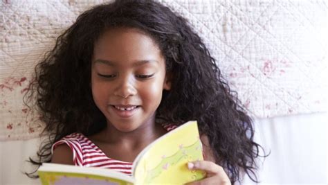 Como estimular a leitura na alfabetização Nova Escola