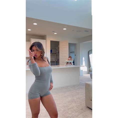 Secret Lives of Mormon Wives' Jen Affleck Spotted Without Wedding Ring