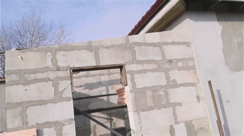 Как сделать уклон стены под односкатную крышу - YouTube