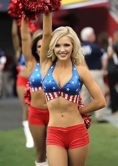 Nfl Cheerleaders Week Sports Illustrated Hottest Nfl Cheerleaders