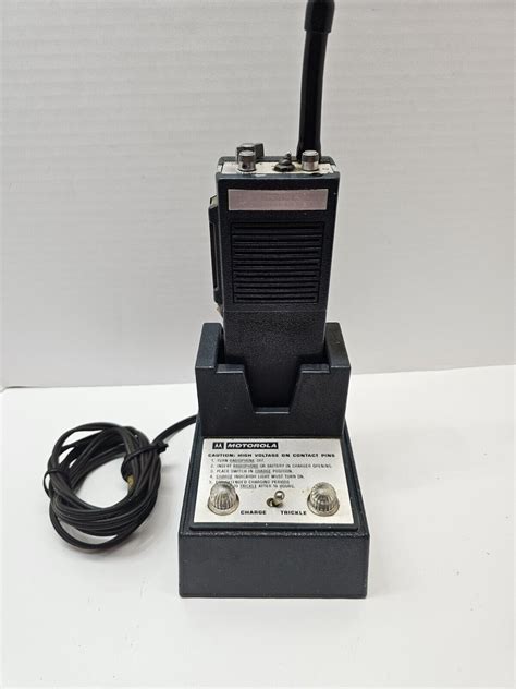 Vintage Motorola Ht 220 Ht220 Talkie Fm 2 Way Radio With Charger Ebay