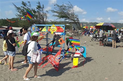 Jogja International Kite Festival Pelaku Umkm Pantai Parangkusumo