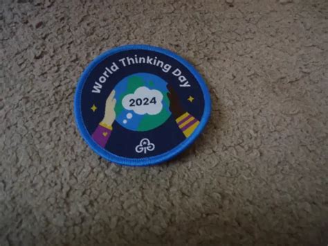 BRAND NEW GIRLGUIDING World Thinking Day Badge 2024 EUR 3,50 - PicClick IT